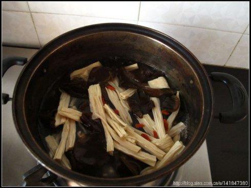 �踯�������