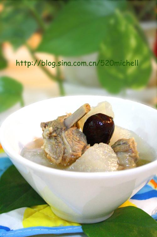 萝卜炖排骨汤的做法