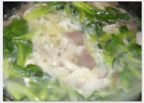 平菇鸡蛋汤的做法