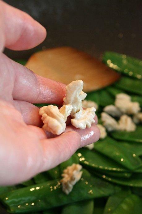 核桃仁四季豆的做法