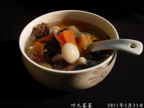 鹿肉丸子汤的做法