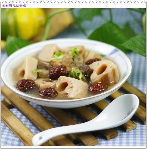 红枣莲藕排骨汤的做法