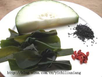 芝麻冬瓜海带汤的做法