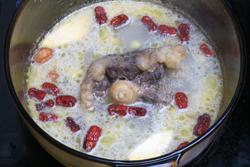 �ƶ�ţβ��������