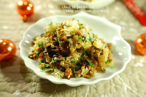 凉拌黑木耳银耳的做法