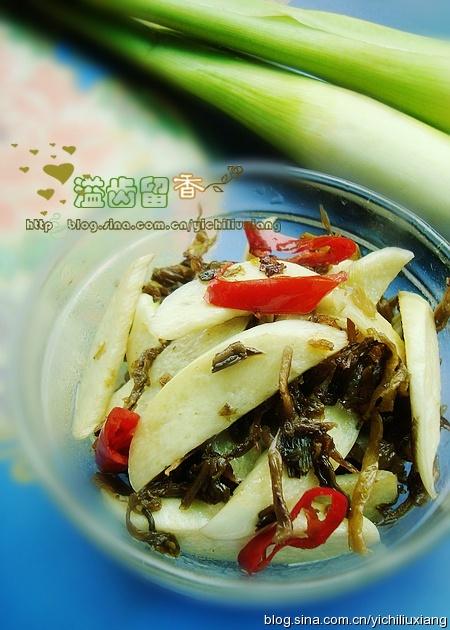 倒笃菜茭白的做法