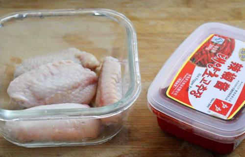 韩式秘制烤鸡翅的做法