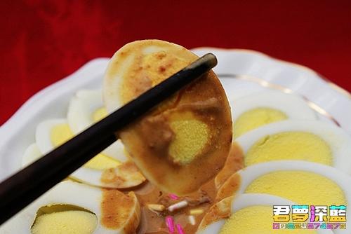 麻汁鸡蛋的做法