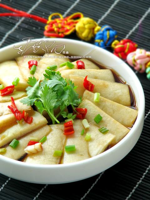 ���Ʒ�ζ�ܲ�Ƥ������