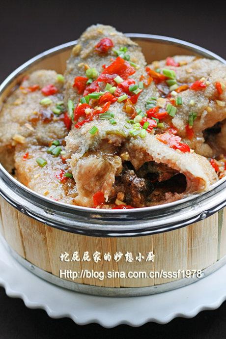 剁椒粉蒸鲶鱼的做法