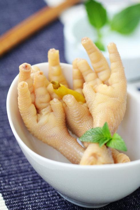 �����צ������