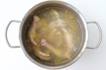 �����צ������