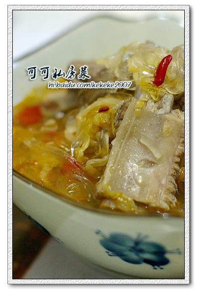 酸菜粉丝炖排骨的做法