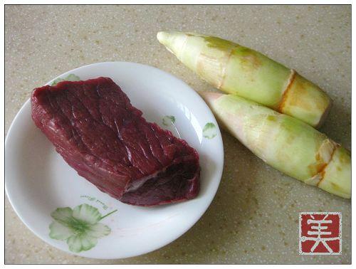 ���׳�ţ�������