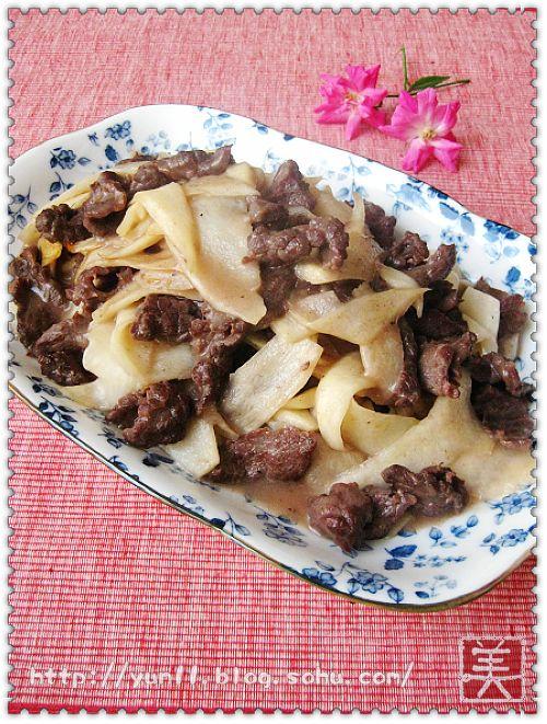 ���׳�ţ�������