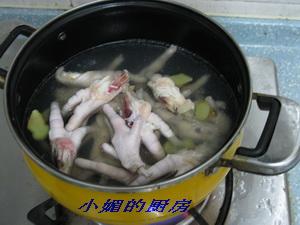 ������צ������