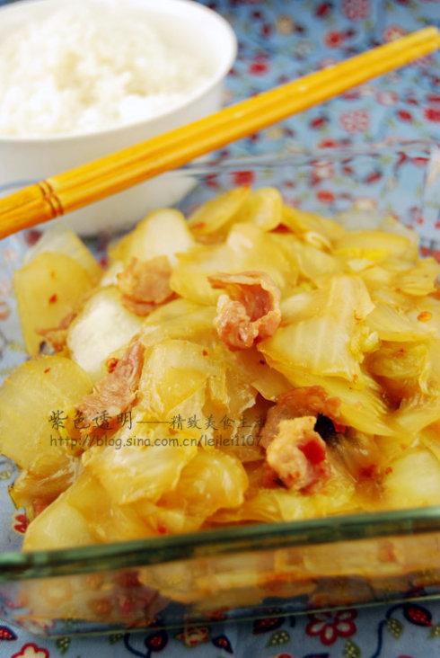 老干妈培根酸辣白菜帮的做法