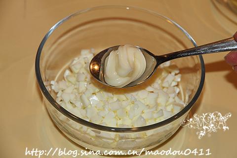 鸡蛋黄瓜色拉的做法