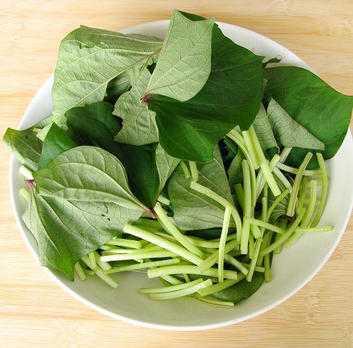 蒜炒红薯叶的做法