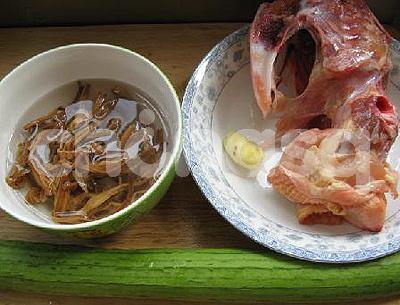 ����˿����������