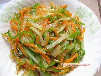 三色冬瓜丝的做法