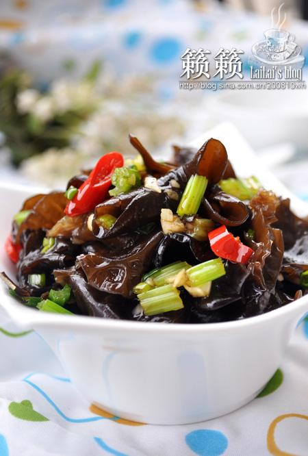 醋椒黑木耳的做法