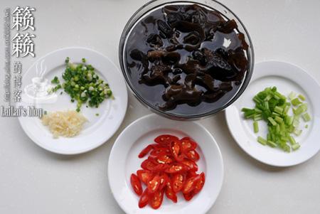 醋椒黑木耳的做法