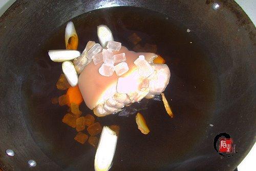 冰糖肘圈的做法