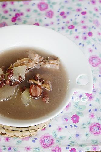 �ڹ����ӳ�С�������ŵ�����