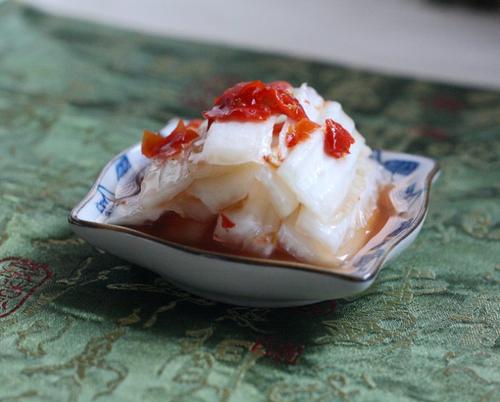 沙司酸甜辣白菜的做法