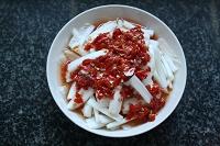 沙司酸甜辣白菜的做法