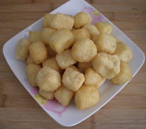 肉末炒豆腐泡的做法