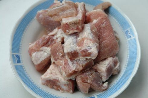 火辣版酸菜排骨的做法