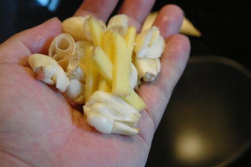 火辣版酸菜排骨的做法