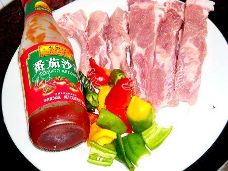 酸甜排骨的做法
