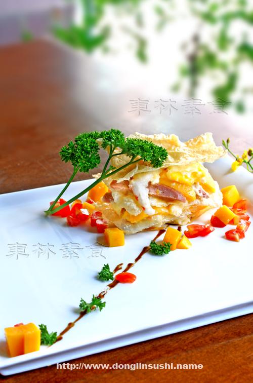 香芒素虾酥皮沙拉的做法