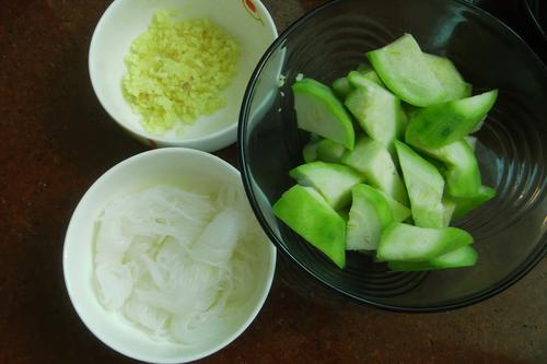 丝瓜炒魔芋的做法