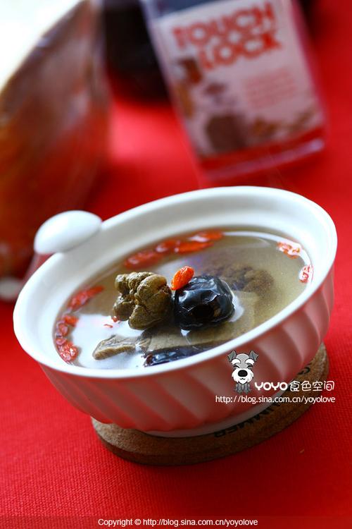 三七蜜枣牛肉汤的做法