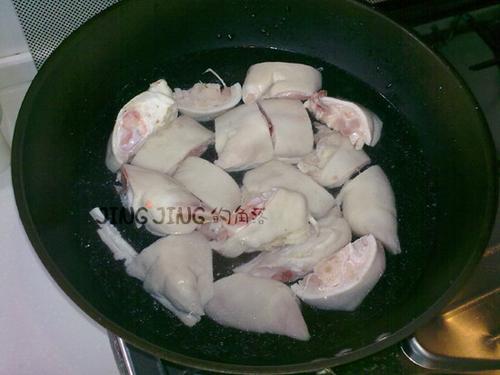 DIY猪蹄冻的做法