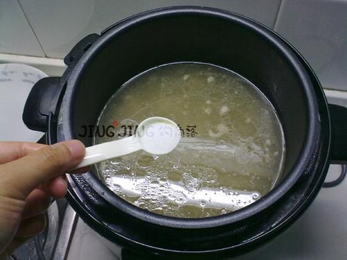 DIY猪蹄冻的做法