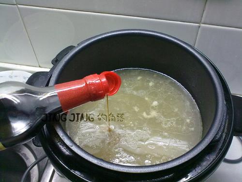 DIY猪蹄冻的做法