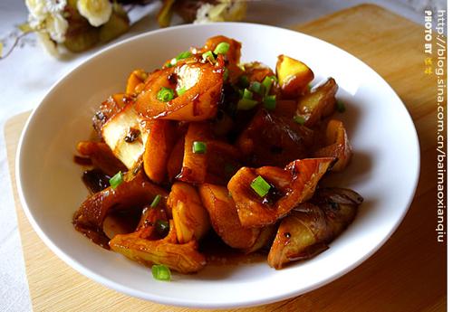 香椿裹鲜笋和油焖雷笋尖的做法