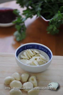 香菜拌牛肉的做法