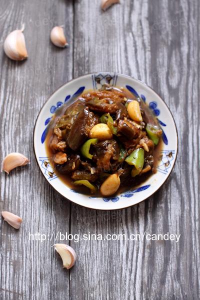 酱焖茄子的做法