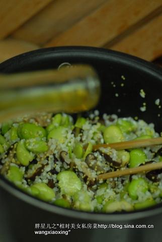 电饭锅腊肉杂粮饭的做法