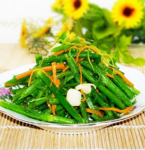 蒜头炒瓜远的做法