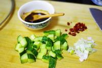 辣子炒鸡丁的做法