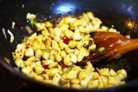 辣子炒鸡丁的做法