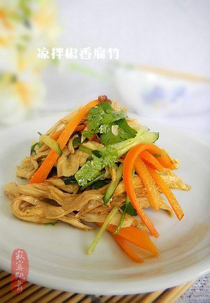 凉拌椒香腐竹丝的做法