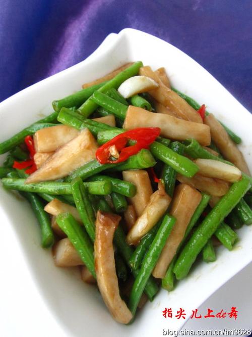 蚝油豆角杏鲍菇的做法